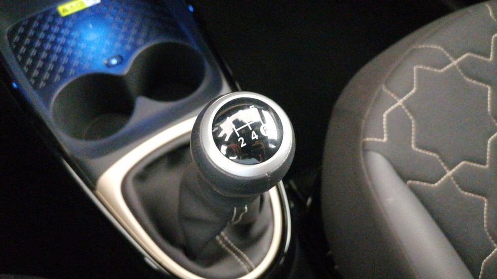 Toyota Aygo X usata a Roma (13)