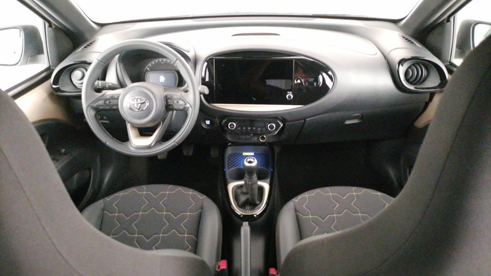 Toyota Aygo X usata a Roma (9)