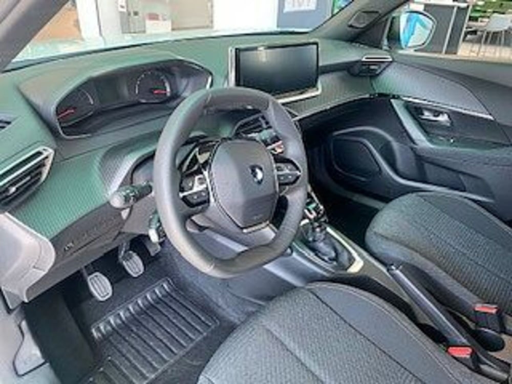 Peugeot 2008 nuova a Cagliari (6)