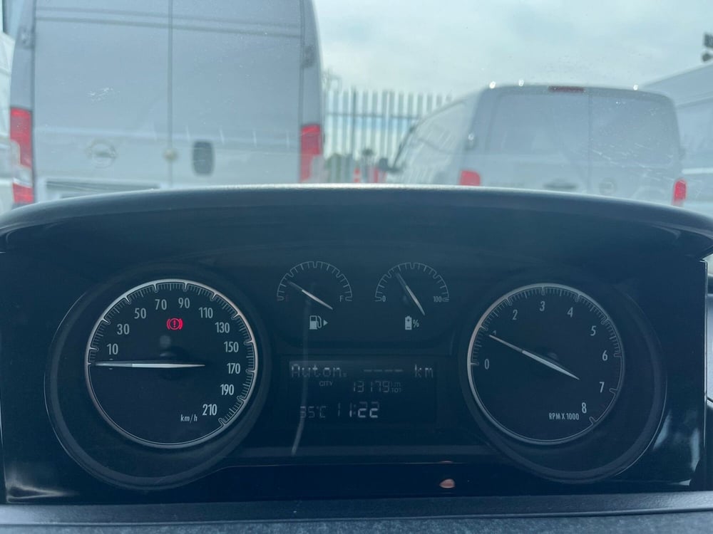 Lancia Ypsilon usata a Milano (19)