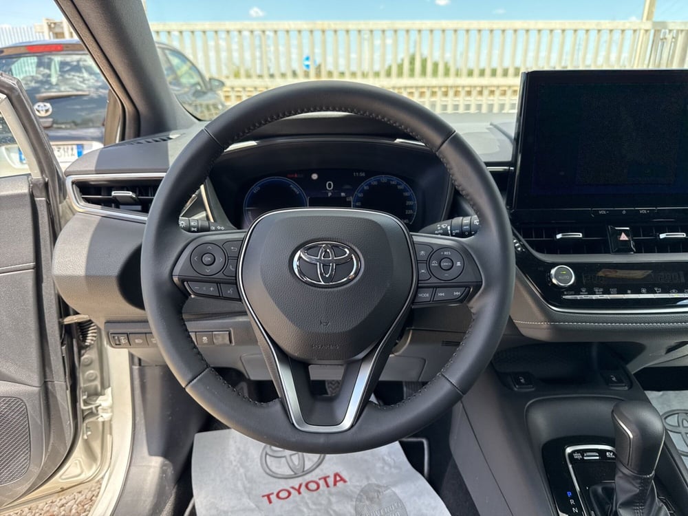 Toyota Corolla nuova a Ragusa (10)