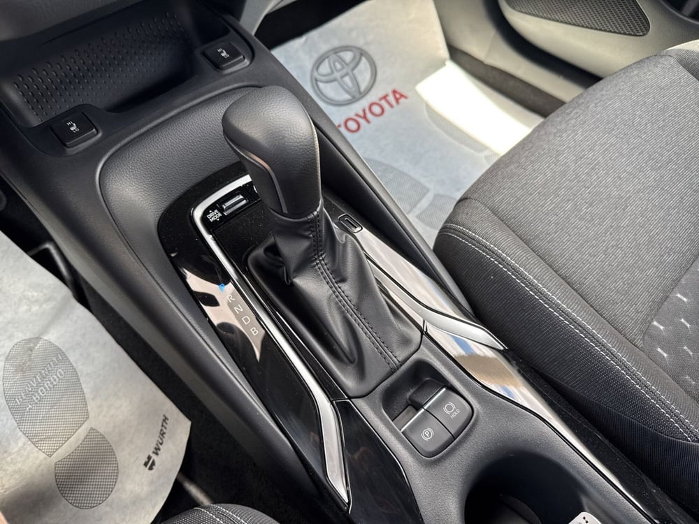Toyota Corolla nuova a Ragusa (14)