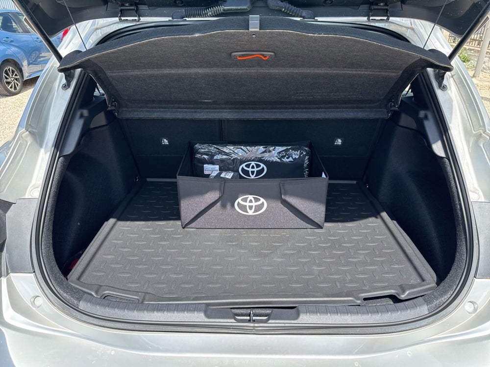 Toyota Corolla nuova a Ragusa (6)