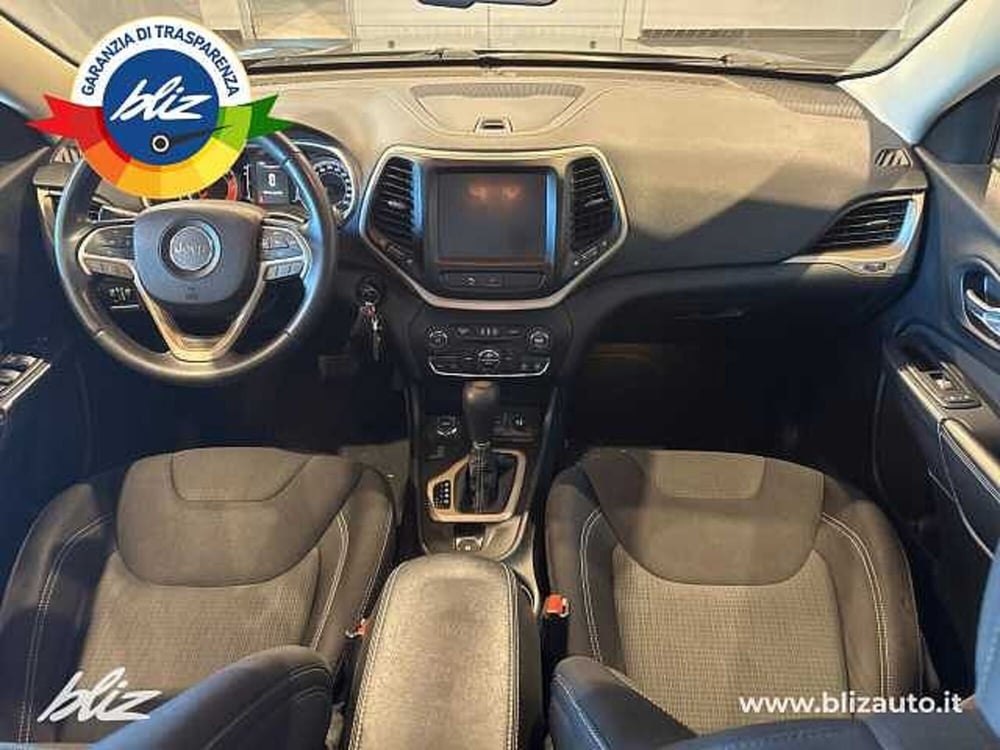 Jeep Cherokee usata a Udine (12)