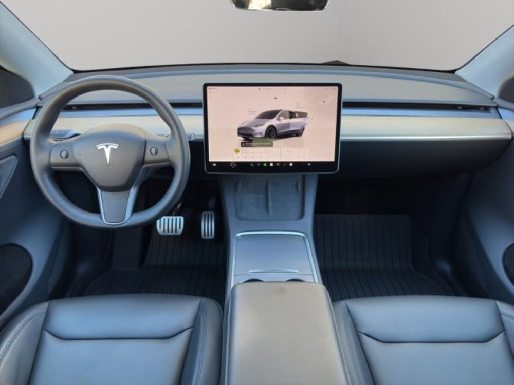Tesla Model Y usata a Perugia (11)