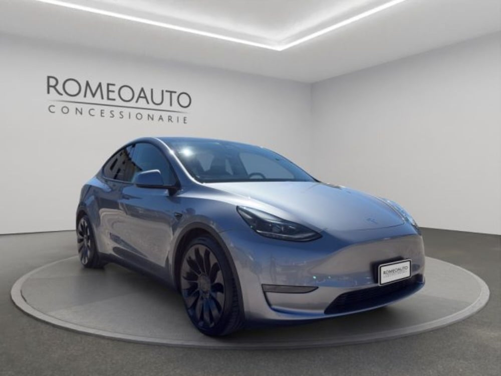 Tesla Model Y usata a Perugia (8)