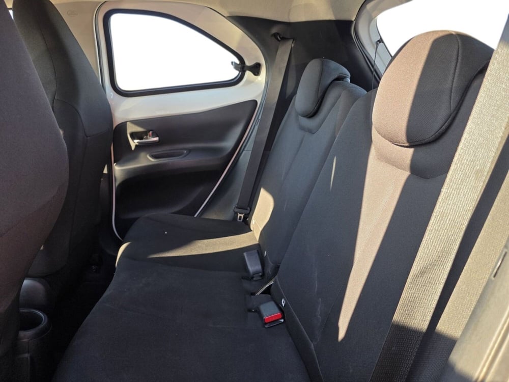 Toyota Aygo X usata a Pistoia (11)
