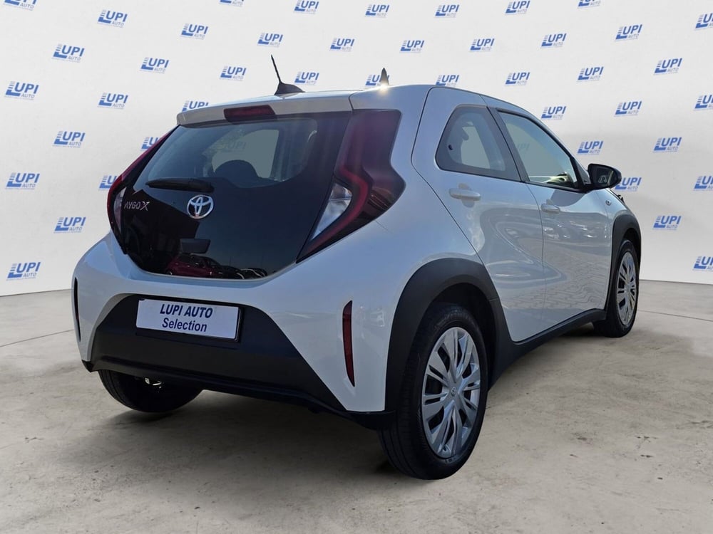 Toyota Aygo X usata a Pistoia (7)
