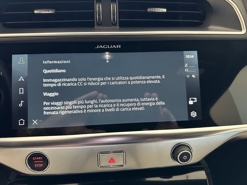 Jaguar I-Pace usata a Catania (14)