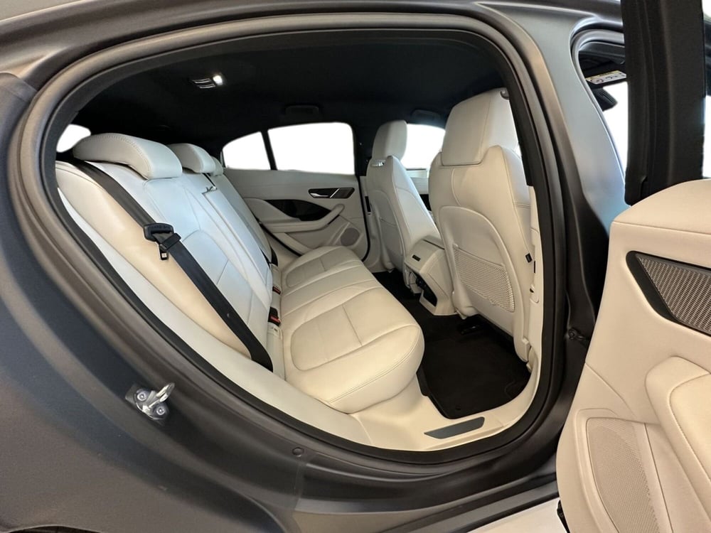 Jaguar I-Pace usata a Catania (6)