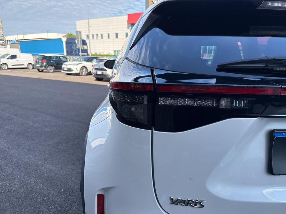 Toyota Yaris Cross usata a Mantova (10)