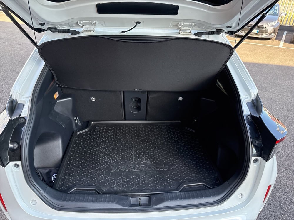 Toyota Yaris Cross usata a Mantova (14)