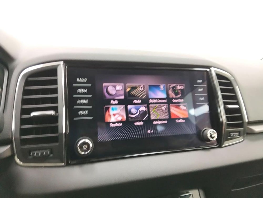 Skoda Karoq usata a Como (14)