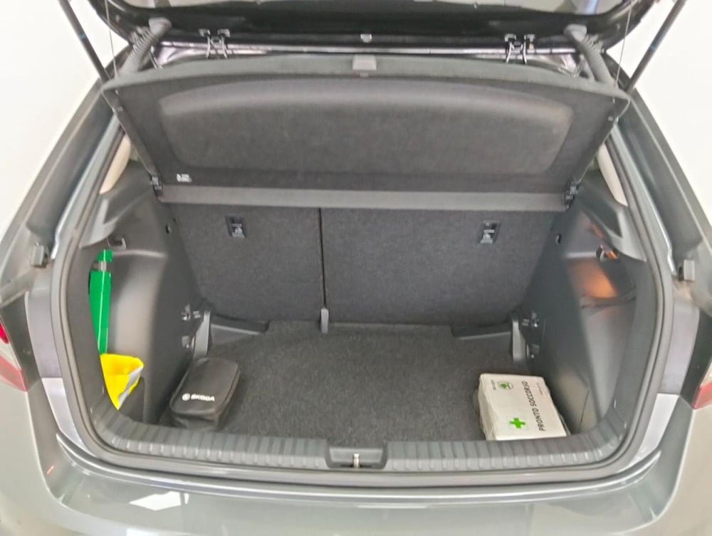 Skoda Fabia usata a Como (18)