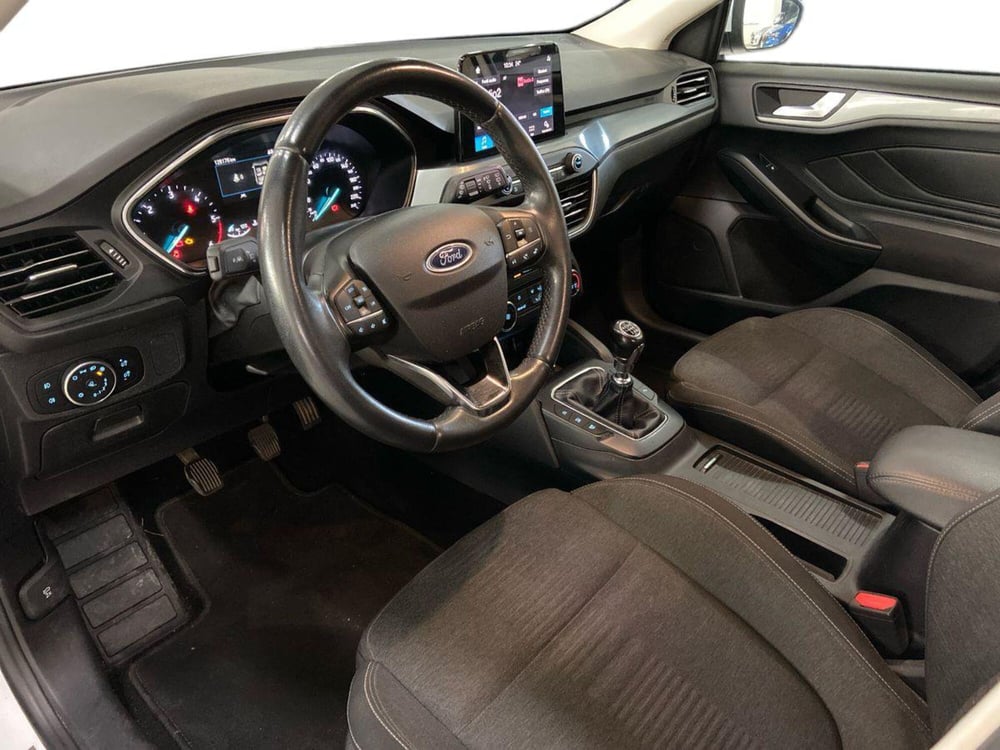 Ford Focus Station Wagon usata a Bari (20)