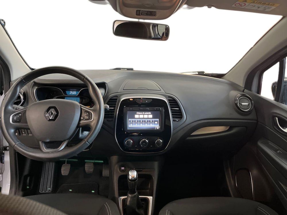 Renault Captur usata a Bari (18)
