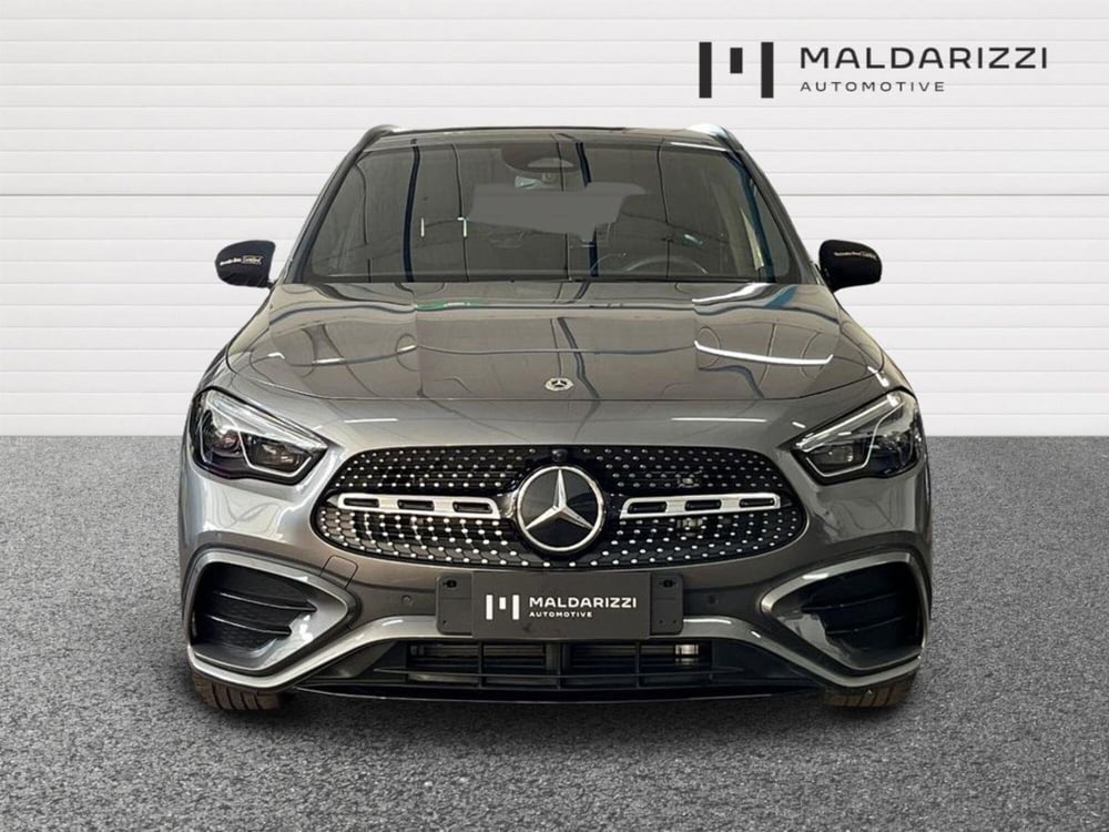 Mercedes-Benz GLA SUV usata a Bari (2)