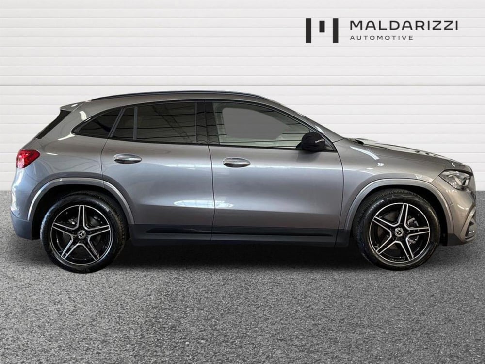 Mercedes-Benz GLA SUV usata a Bari (5)