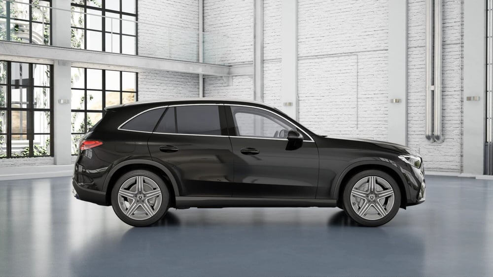 Mercedes-Benz GLC nuova a Chieti (3)