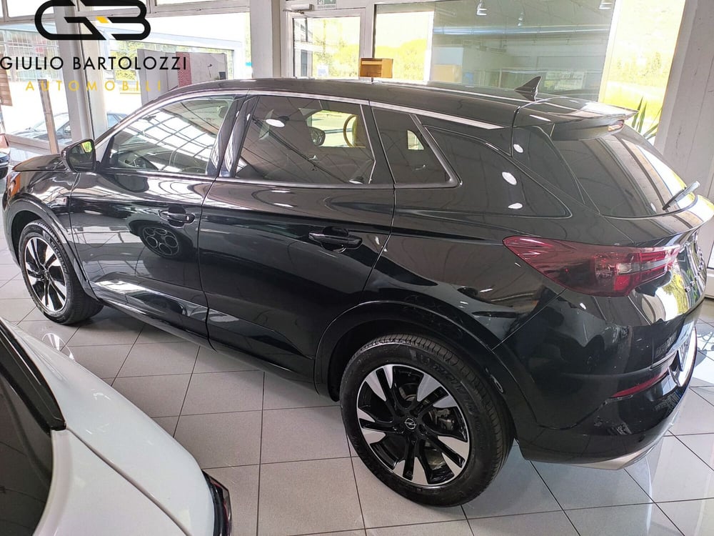 Opel Grandland usata a Prato (13)