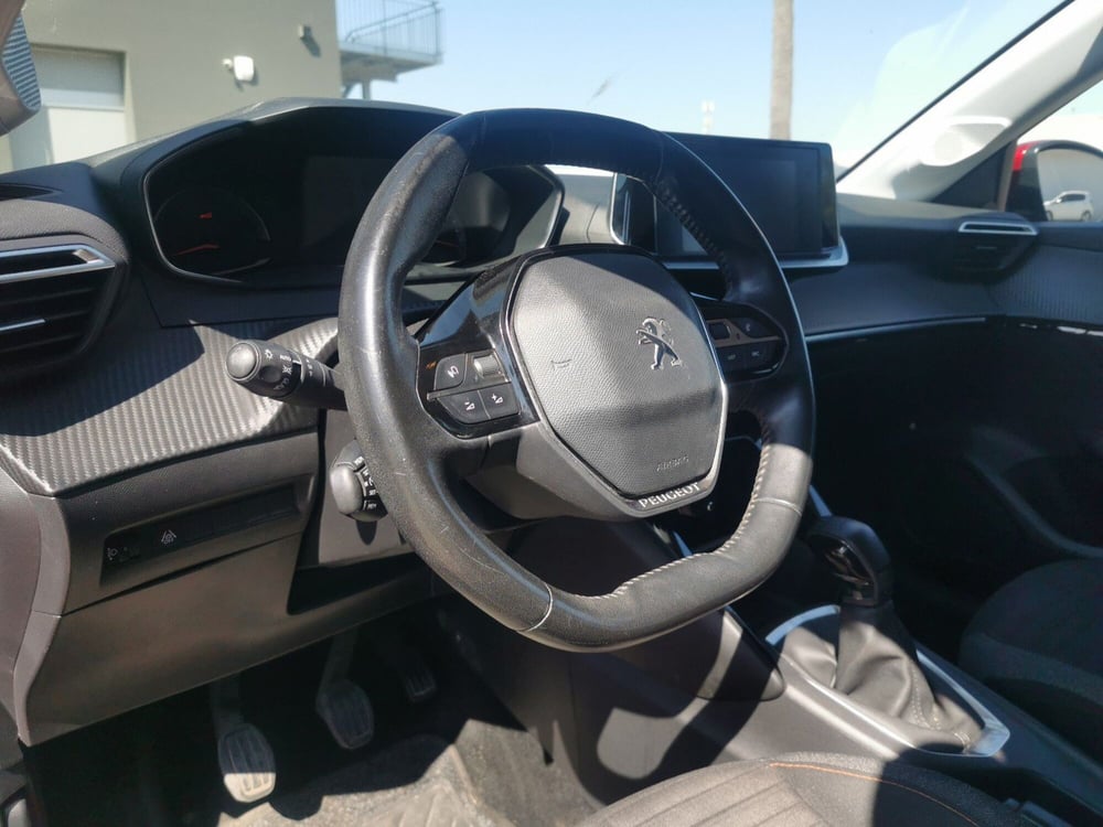 Peugeot 208 usata a Brindisi (10)