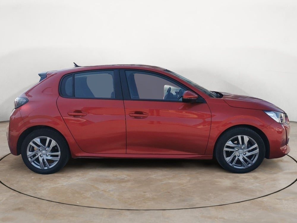 Peugeot 208 usata a Brindisi (8)