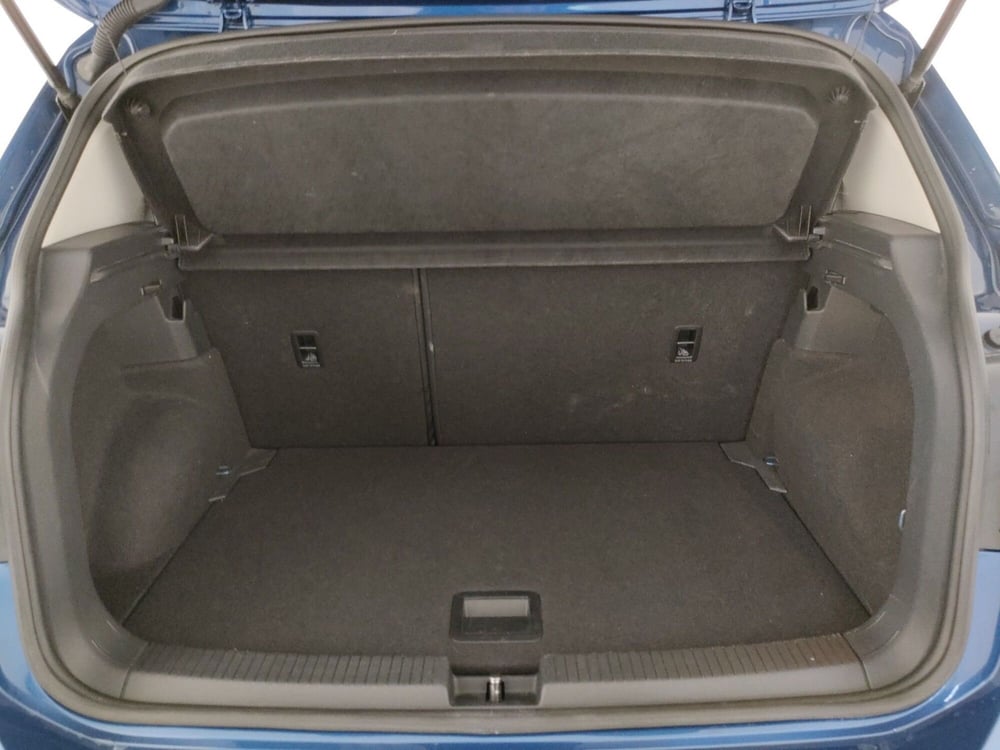 Volkswagen T-Cross usata a Napoli (11)