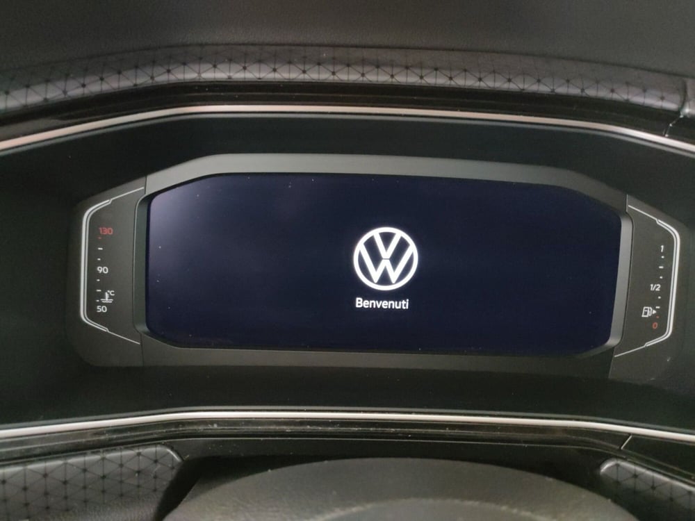 Volkswagen T-Cross usata a Napoli (15)