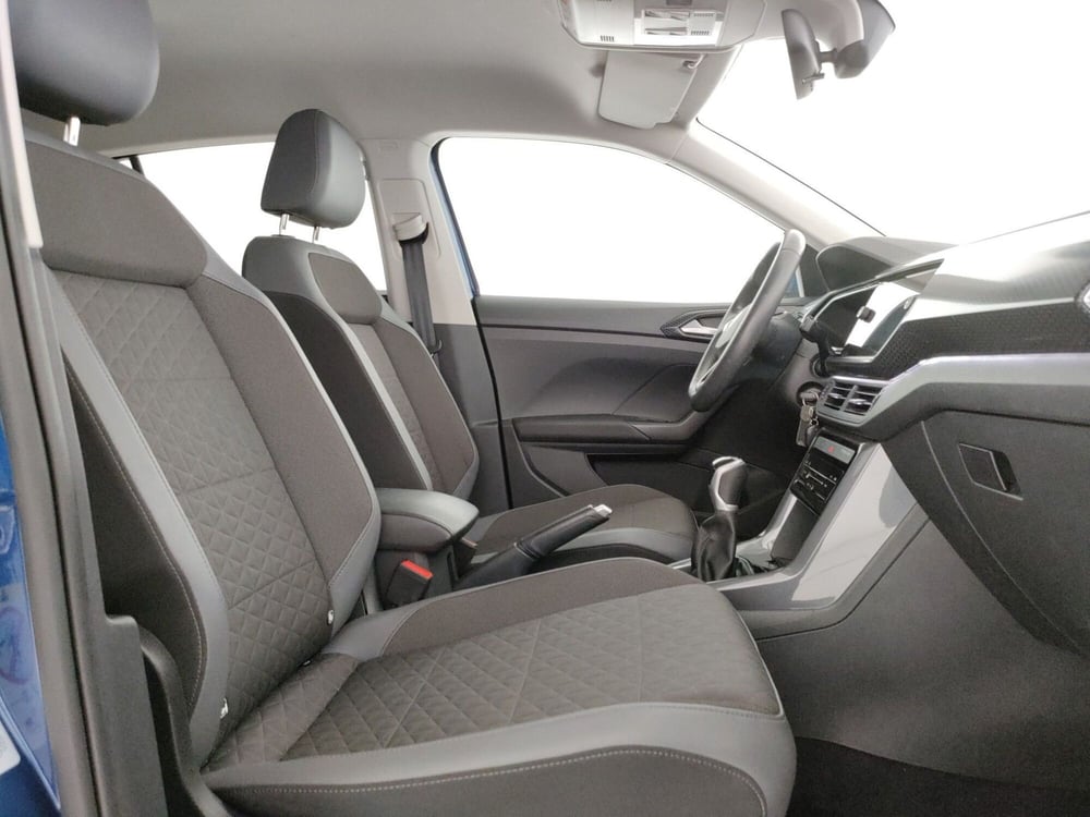 Volkswagen T-Cross usata a Napoli (8)