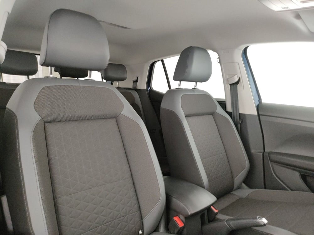 Volkswagen T-Cross usata a Napoli (9)