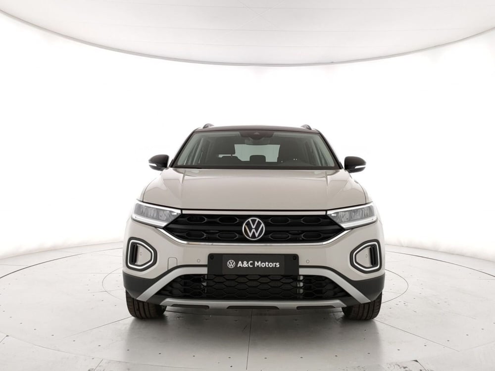Volkswagen T-Roc nuova a Napoli (2)