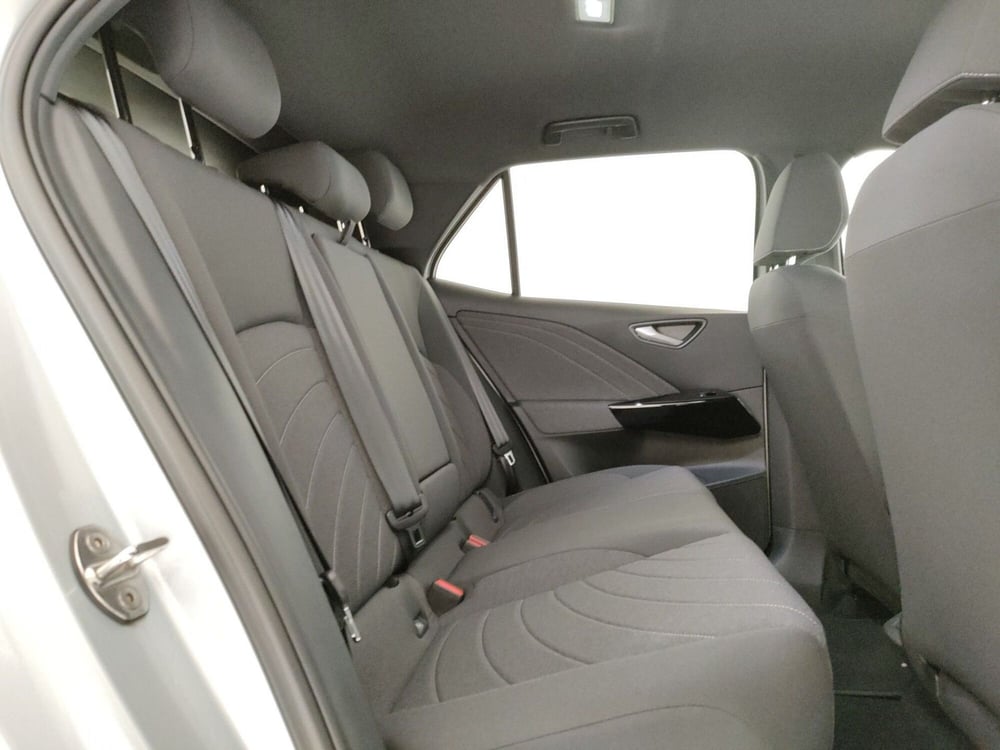 Volkswagen ID.3 nuova a Napoli (10)