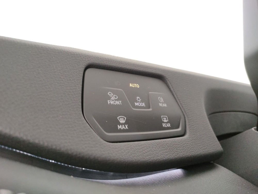 Volkswagen ID.3 nuova a Napoli (12)