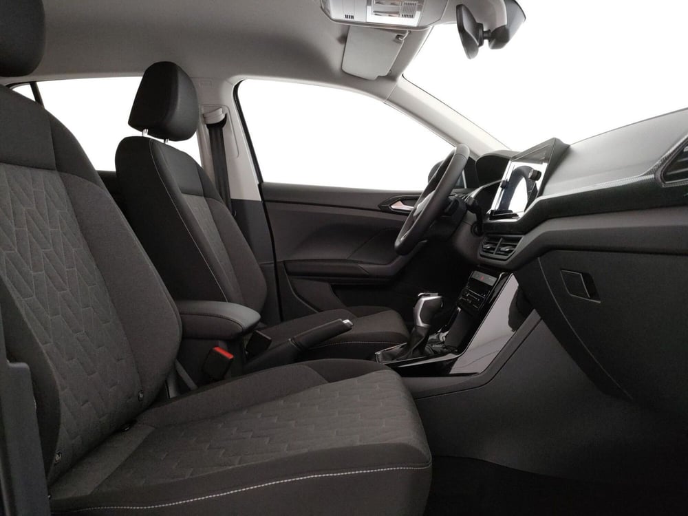 Volkswagen T-Cross nuova a Napoli (16)
