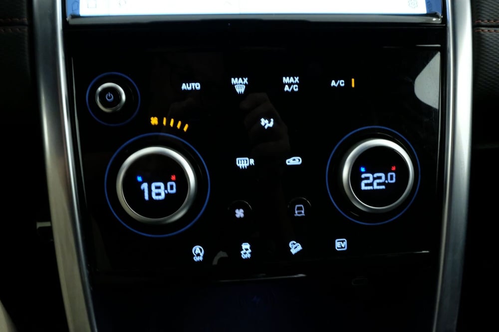 Land Rover Discovery Sport usata a Mantova (15)