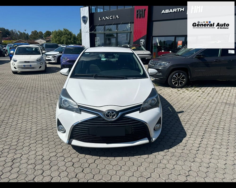 Toyota Yaris usata a Lucca (2)