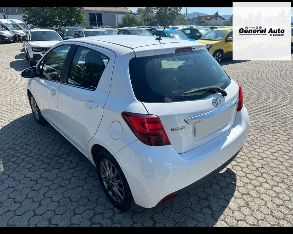 Toyota Yaris usata a Lucca (5)