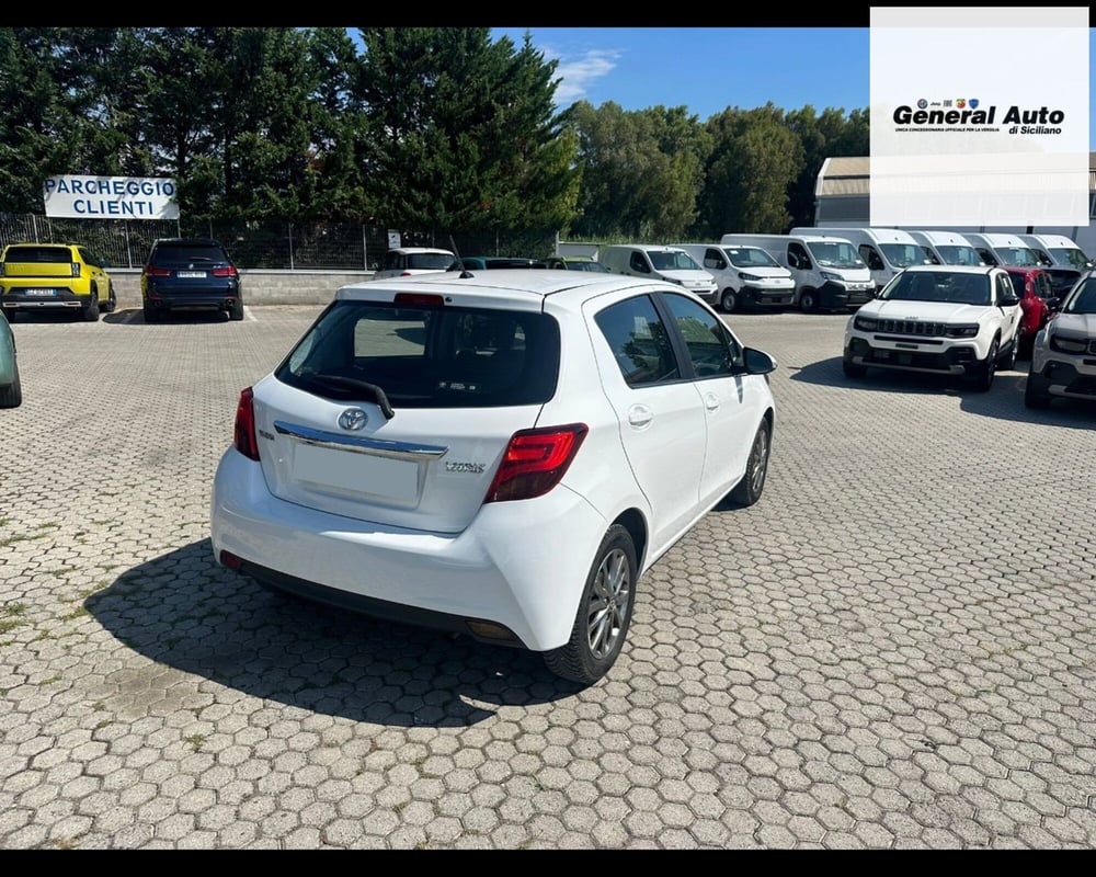 Toyota Yaris usata a Lucca (7)
