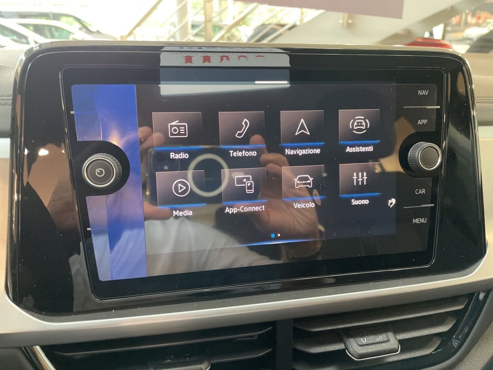 Volkswagen T-Roc nuova a Varese (13)