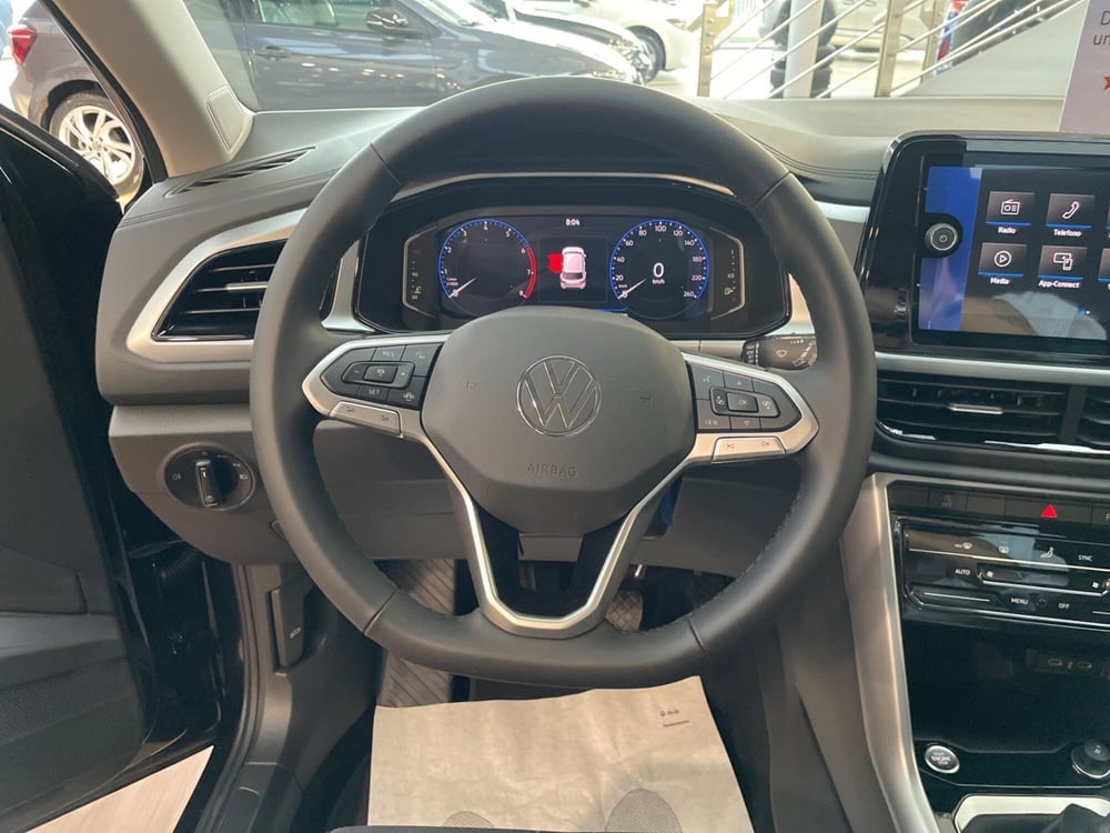 Volkswagen T-Roc nuova a Varese (15)
