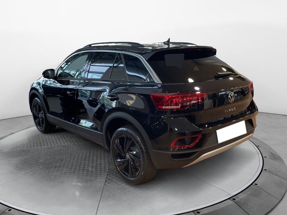 Volkswagen T-Roc nuova a Varese (5)
