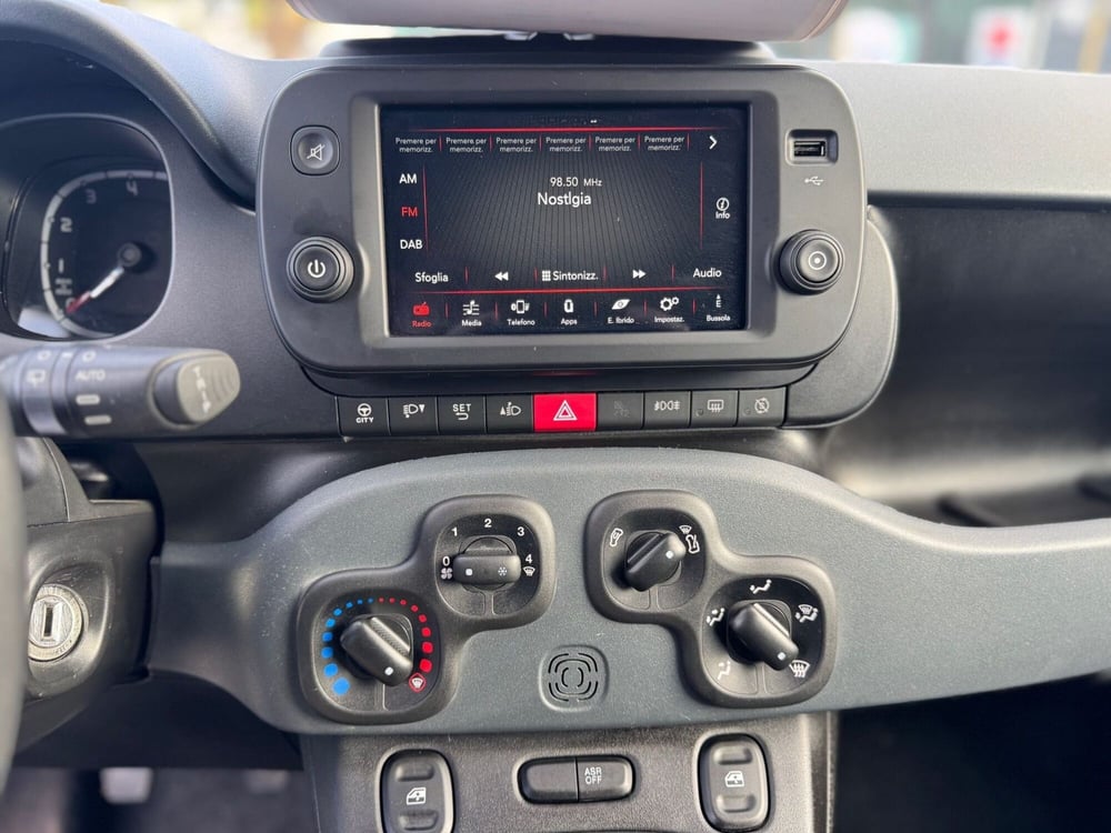 Fiat Panda Cross usata a Salerno (12)