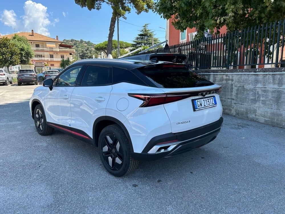Omoda Omoda 5 nuova a Salerno (4)
