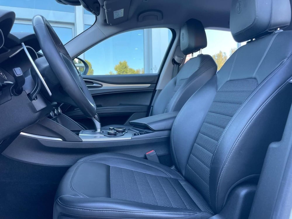 Alfa Romeo Stelvio usata a Ancona (11)