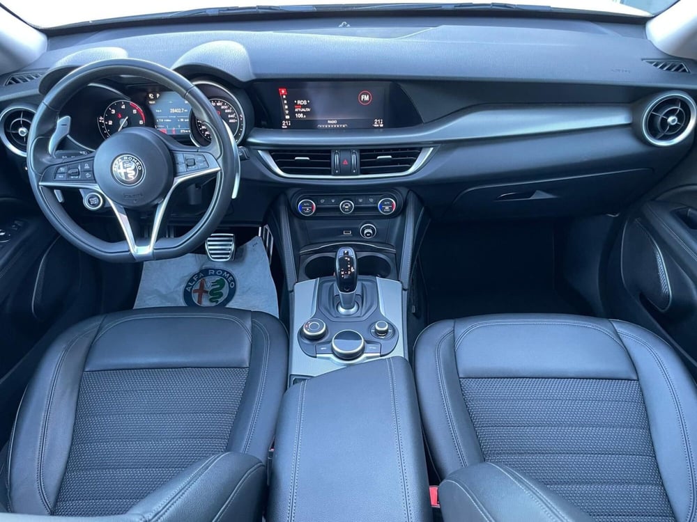 Alfa Romeo Stelvio usata a Ancona (12)