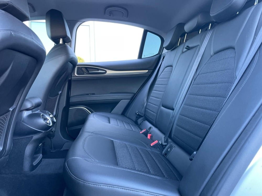 Alfa Romeo Stelvio usata a Ancona (20)