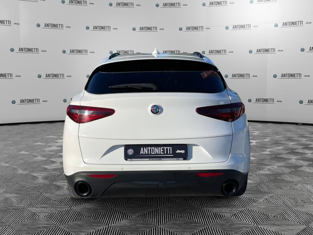 Alfa Romeo Stelvio usata a Ancona (6)