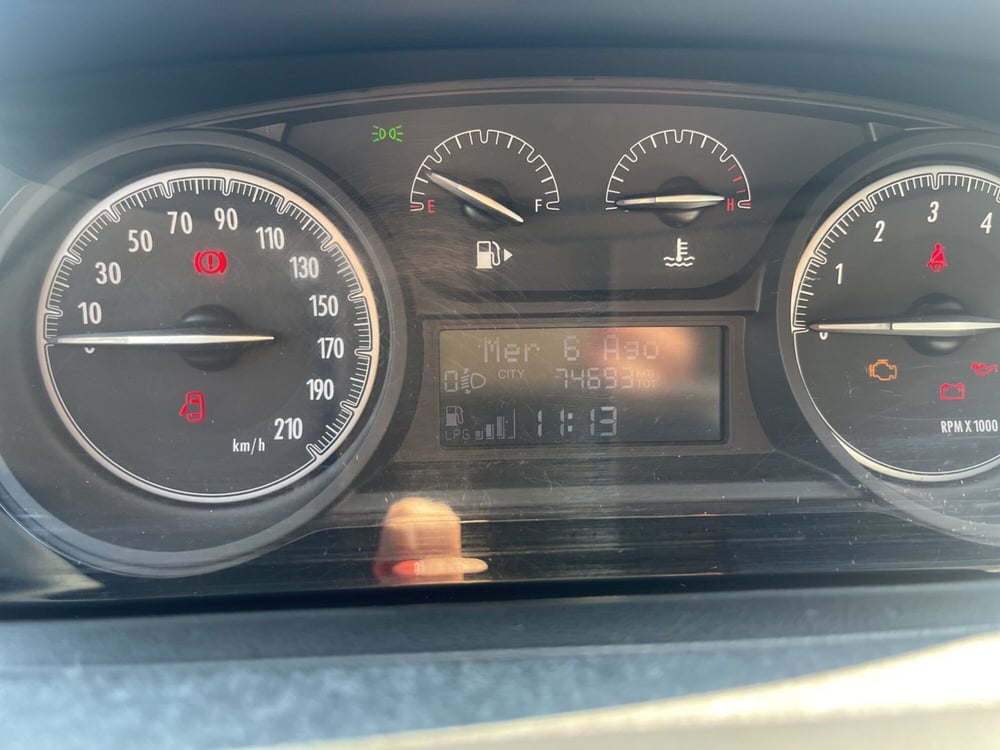 Lancia Ypsilon usata a L'Aquila (15)