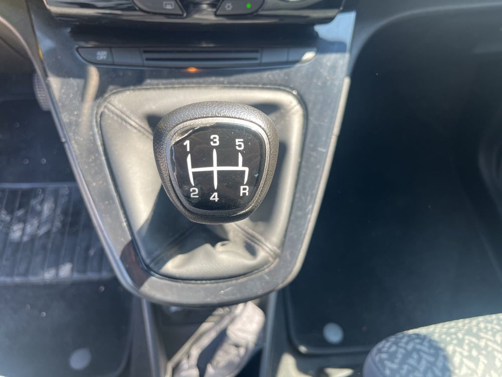 Lancia Ypsilon usata a L'Aquila (17)