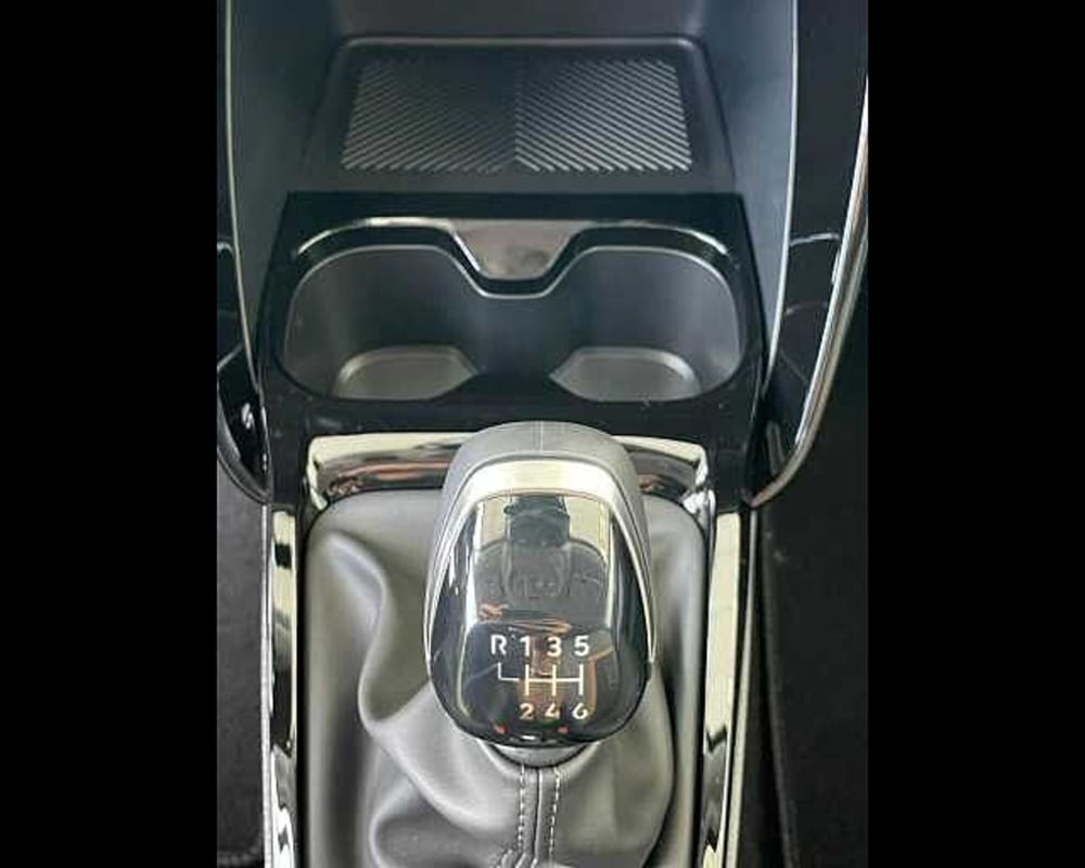 Citroen C3 Aircross nuova a Milano (18)
